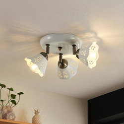 Lindby Efgenia foco de techo, 3 luces en oferta