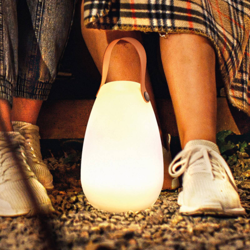 Lámpara de mesa LED Ruby, cambio color RGB Ø 14 cm características