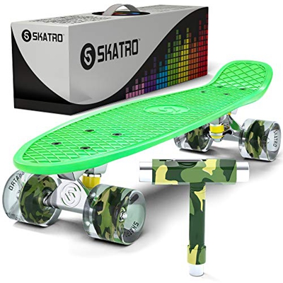 Skatro - Monopatín de Tabla Corta. Tabla de plástico de Estilo Retro de 26 cm. Viene Completo