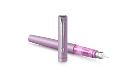 Pluma estilográfica Vector XL de plumín mediano | Laca de color lila metálico sobre latón con detalle en cromo | Plumín mediano con recambio de tinta  en oferta
