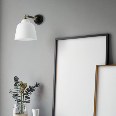 Lámpara de pared Neo Retro, un brazo móvil