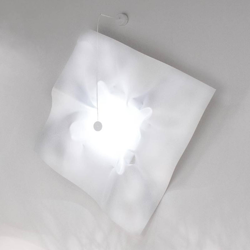 Lámpara de pared LED de diseño Crash 100 en blanco características
