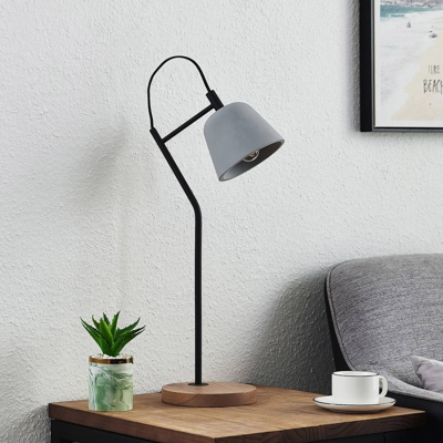 Lucande Otavis lámpara de mesa, hormigón y madera