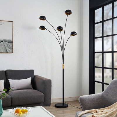 Lindby Lamiras lámpara de pie en negro y oro