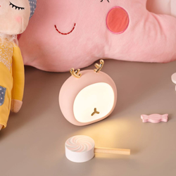 Pauleen Night Deer lámpara nocturna LED, USB, CCT características