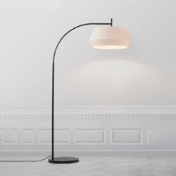 Lámpara de pie Dicte, pantalla atada a mano, ámbar características