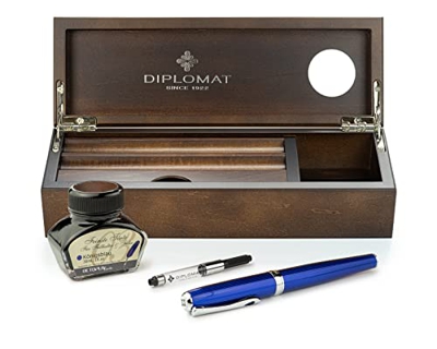 Diplomat Excellence A2 Skyline - Juego de plumas estilográficas (punta M, tinta en vaso de tinta, convertidor de tinta y bandeja para rotuladores de m