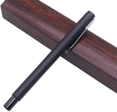 LXESWM Fountain Pens Fashion Fountain Pen de 0.5 mm Fuente Pen Pen Pen Pen Pen Pen Pen Pen Pensilos Escolares de Oficina de Nib (Color : Matte Black, 