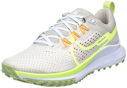 Nike React Pegasus Trail 4, Sneaker Hombre, LT Iron Ore/Volt-Cobblestone, 44 EU en oferta