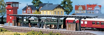 BNIB 11376 OO HO GAUGE LOW STATION PLATFORM WITH CANOPY KIT AUHAGEN 