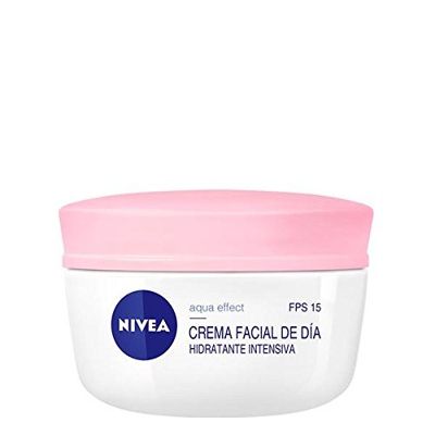 Nivea Aqua Effect Crema Facial Día Hidratante Piel Seca SPF15 50ml