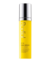 Rodial Bee Venom Day Cream (50ml) en oferta