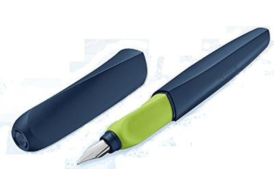 Pluma estilográfica Pelikan Twist, M, color Apple-Blau