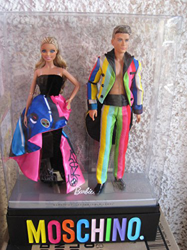Barbie - Pack Y Ken Moschino características