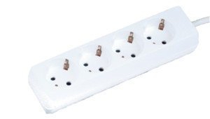 Base de 4 tomas con toma de tierra 3 mts Electro DH 36.220/3 8430552121168