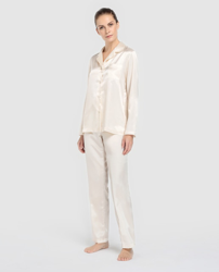 Moon River - Pijama Básico De Mujer Crema Con Botones características