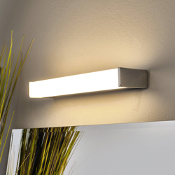 Luz de espejo para baño Philippa rectangular características
