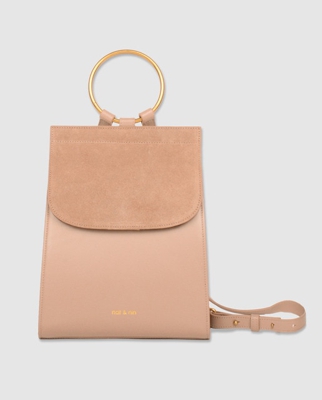 NAT & NIN - Mochila De Mujer De Piel Vacuna En Nude Con Solapa