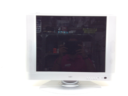 MONITOR TFT AIRIS MW151 precio