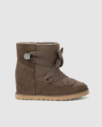 UGG - Botas De Mujer De Color Marrón Con Adorno De Lazo, precio y  características - Shoptize