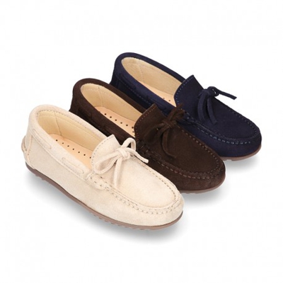 Mocasín Con Lazos En Serraje Para Mayores Piso Conductor. 43 Beige