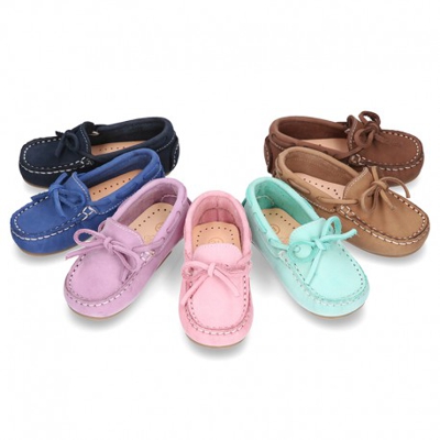 Mocasín Lazos Peques Piso Conductor En Piel Nobuck. 21 Rosa.