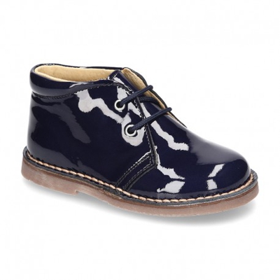 Bota Safari O Pisacacas Niño Con Cordones En Piel Charol. 19 Azul.-