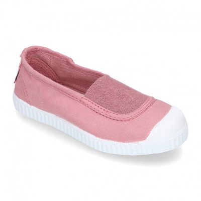 Bamba En Lona Con Elástico Central Y Puntera. 35 Rosa.