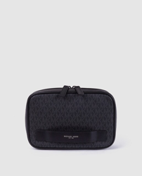 Michael Kors - Neceser De Hombre Negro Con Cremallera, precio y  características - Shoptize