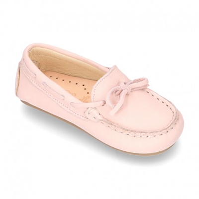 Mocasín Con Lazos Peques En Piel Extra Suave En Colores Pasteles. 21 Rosa