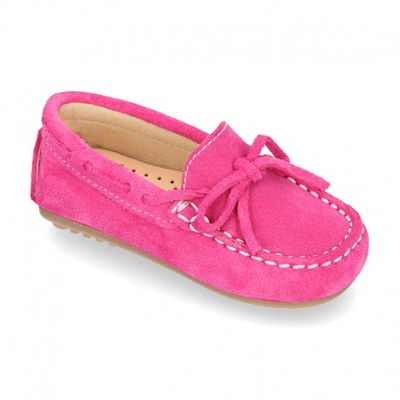 Mocasín Lazos Peques Piso Conductor En Piel Serraje. 23 Fucsia.