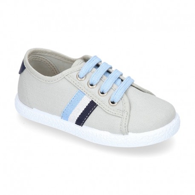 Nuevo Tenis Con Cordones En Lona Con Bandera. 30 Gris