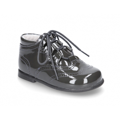 Botita Tipo Galesa Inglesita En Piel Charol. 18 Gris