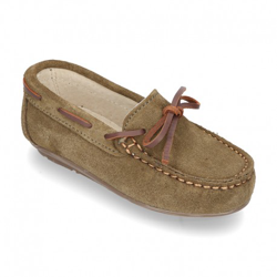 Mocasín Clásico Lazos En Cuero Piel Serraje. 35 Kaki características