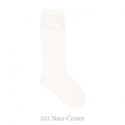 Calcetín Alto Perlé Con Borlas Condor. 202-nata 2 precio