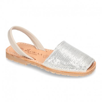 Menorquina Tira En Piel Extra Suave Con Lentejuelas. 35 Plata