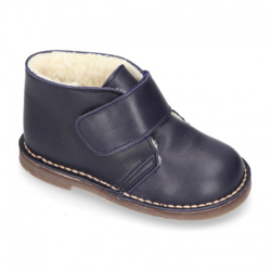 Botita Safari Velcro Con Borrego Interior En Piel Extra Suave. 21 Marino características
