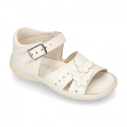Sandalia Niña Peque En Piel Lavable Con Mariposas Y Suela Super Flexible. 23 Marfil en oferta