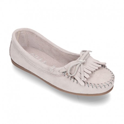 Mocasín Lazos Niña Tipo Indio En Piel Serraje. 30 Gris Perla