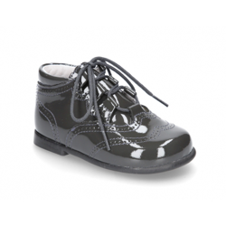 Botita Niños Tipo Galesa Inglesita En Piel Charol. 23 Gris características