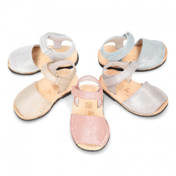 Menorquina Velcro Piso Flexible En Piel Napa Con Brillos. 19 Blanco en oferta