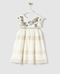 Bass 10 - Vestido De Niña En Crudo Con Bordados Y Puntillas en oferta