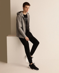 Guess - Pantalón De Chándal Largo De Hombre Negro a un precio más barato -  Shoptize