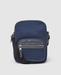 Emidio Tucci - Bandolera Mediana De Hombre En Azul Marino Con Cremallera características