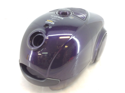 ASPIRADOR CON BOLSA TAURUS GOLF 1800 en oferta