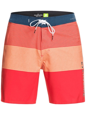 Quiksilver Highline Massive 17 Boardshorts naranja