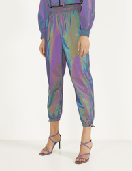 Bershka Pantalón jogger reflectante Mujer L Morado a un precio más barato -  Shoptize