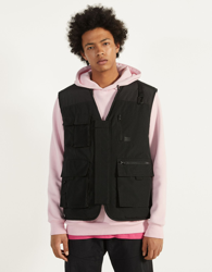 Cazadoras Y Abrigos \u003c Bershka - ES | Tienda Baratos Para Mujer \u0026 Hombre \u003c  Esperando a Christine