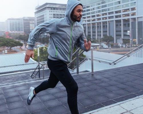 Sudaderas y chaquetas para hombre