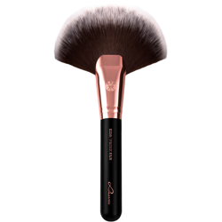 Luvia E210 Prime Fan Brush (Various Colours) - Noir características